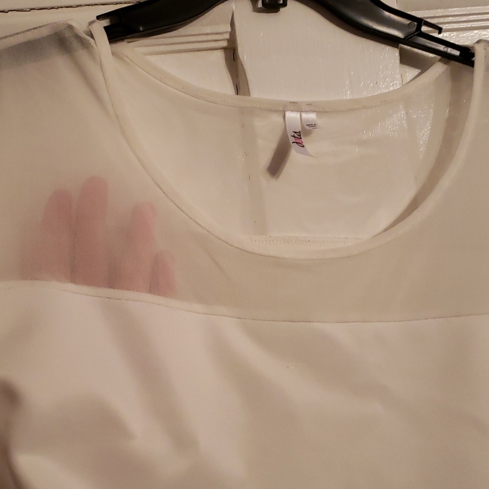 White Crop Top - Picture 2 of 3